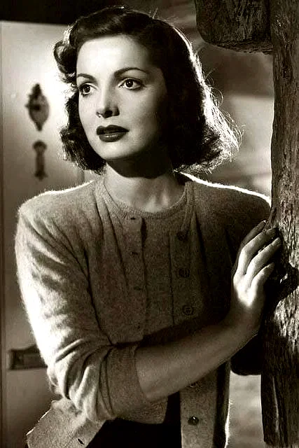 Elizabeth  Sellars
