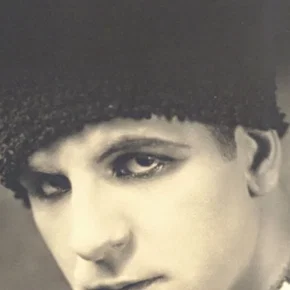 Photo star :  George Calliga