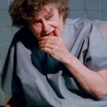  Evelyn Smith