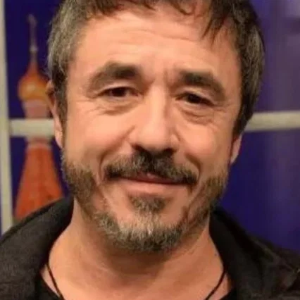  Pablo Granados