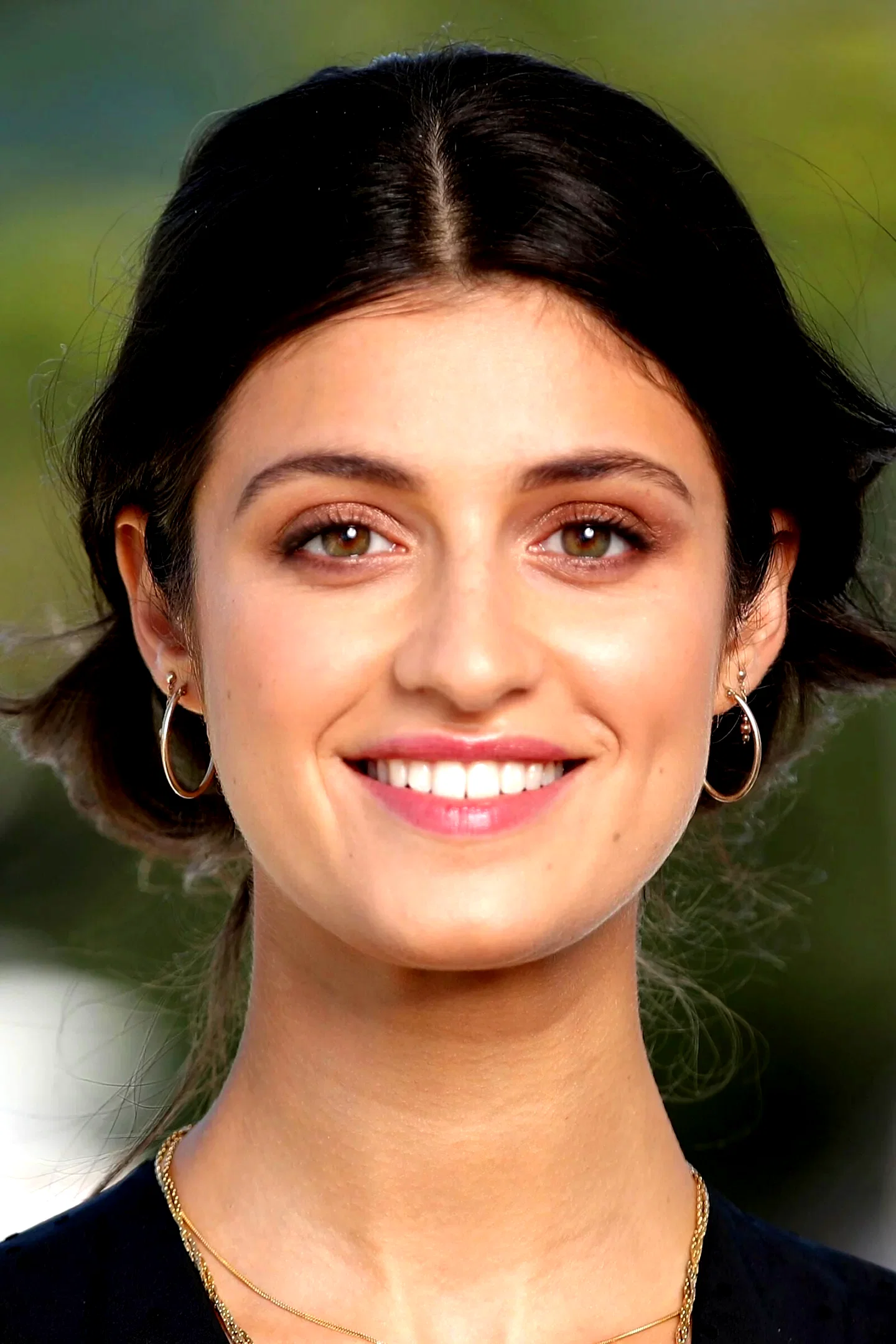  Anya Chalotra