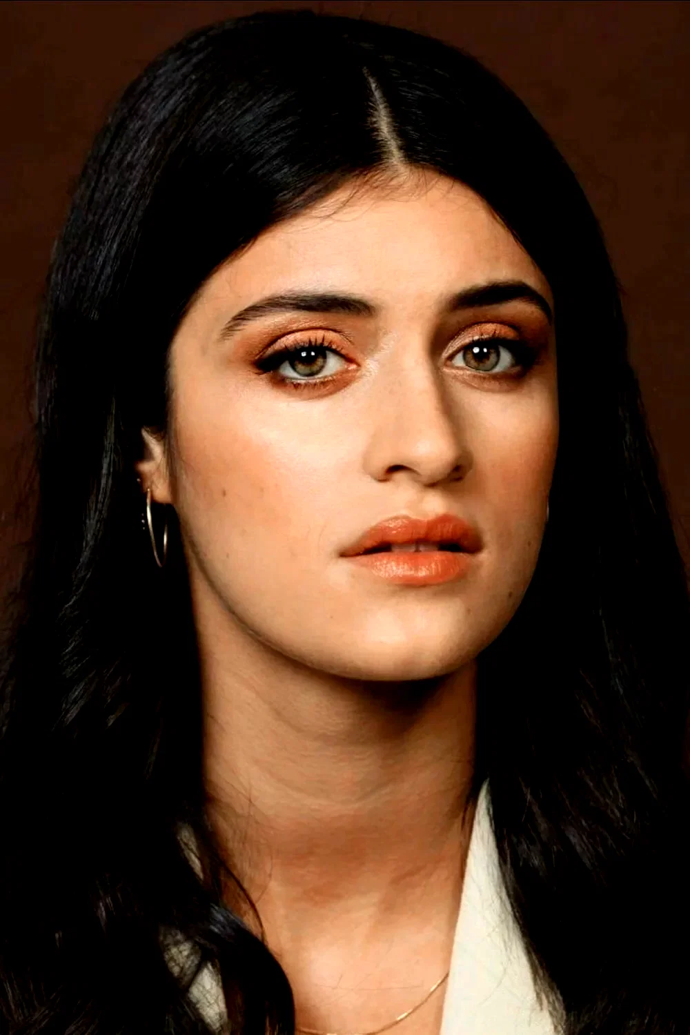  Anya Chalotra