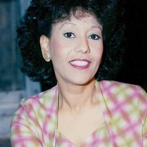 Photo star :  Sally Sagoe