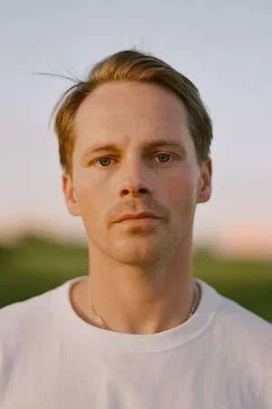  Sam Strike