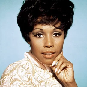 Photo star :  Diahann Carroll