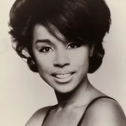  Diahann Carroll
