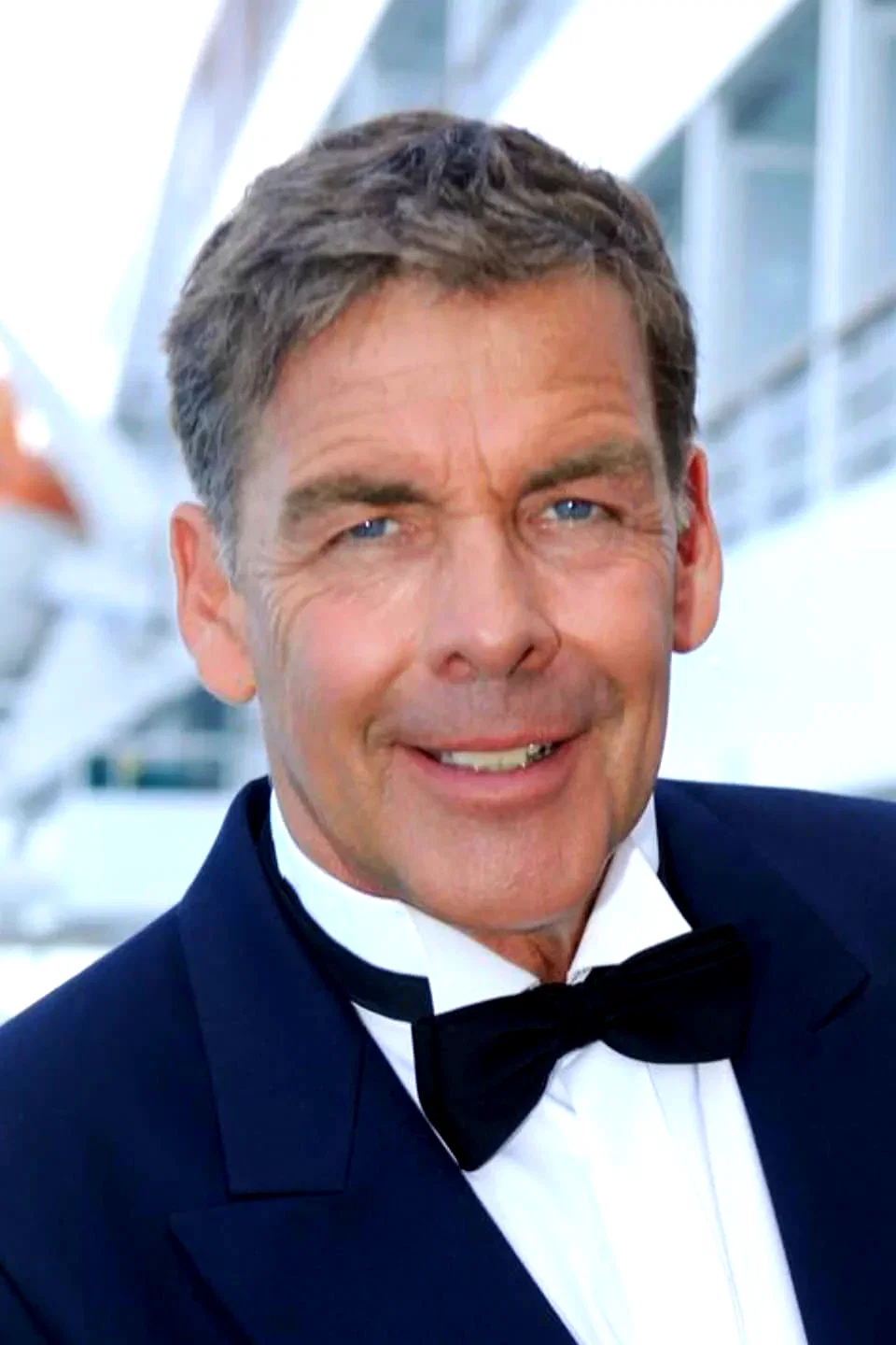 Sacha Hehn