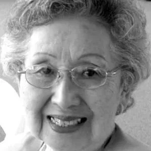  Grace Oshita