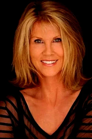 Leah  Ayres