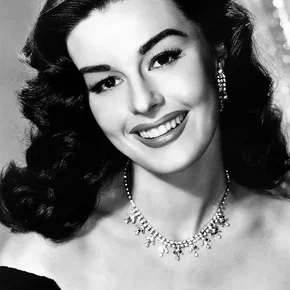 Photo star : Elaine Stewart
