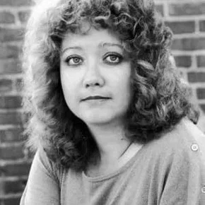 Photo star :  Susan Eloise Hinton