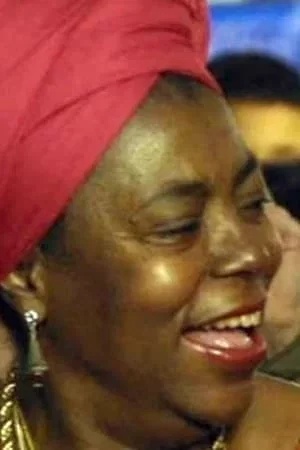 Lydia Ewande photo