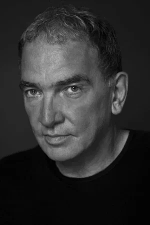 Daragh O'Malley photo