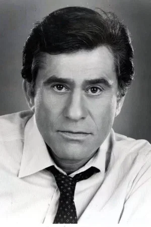  James Farentino