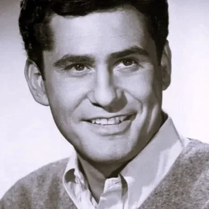  James Farentino