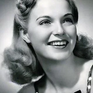  Nan Grey
