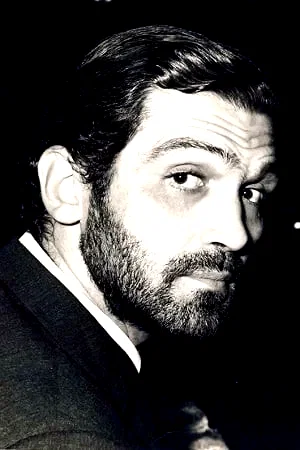  Kostas Kazakos