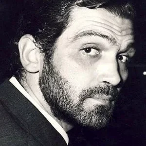  Kostas Kazakos