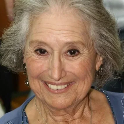  Irene Koumarianou