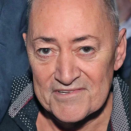 Ángel Salazar