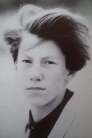  Tara Romer photo