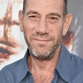 Photo star : Miguel Ferrer