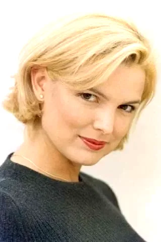 Eva Cobo