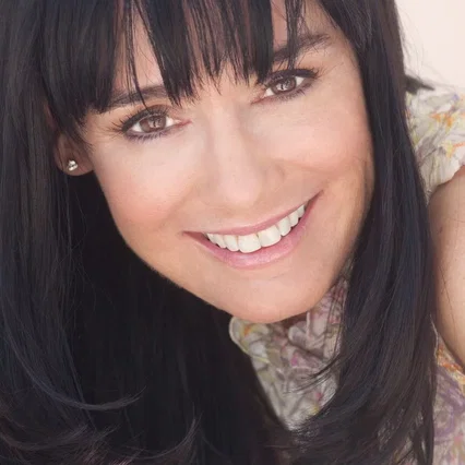  Jill Schoelen