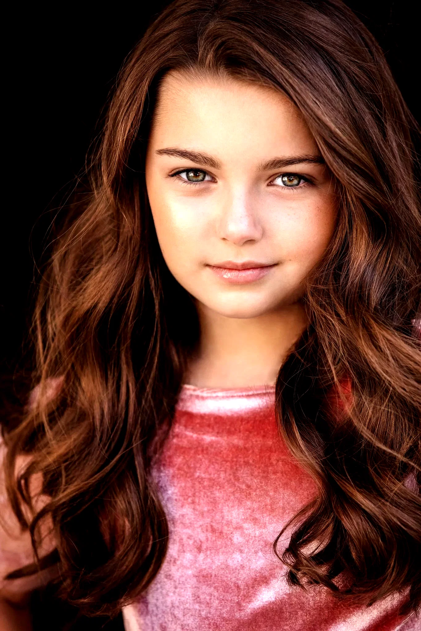  Mila Harris