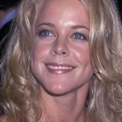  Rebecca Cross