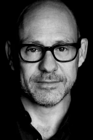  Daniel Sackheim