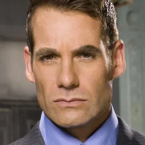 Photo star : Adrian Pasdar