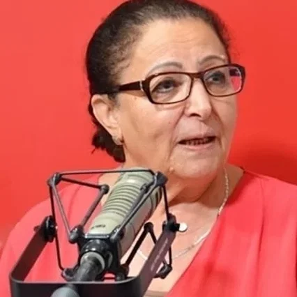  Mouna Noureddine