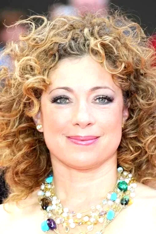  Alex Kingston