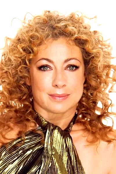  Alex Kingston