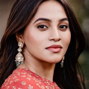 Photo star :  Bhavani Sre