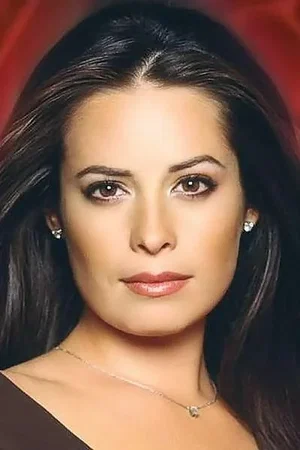 Holly   Marie Combs photo