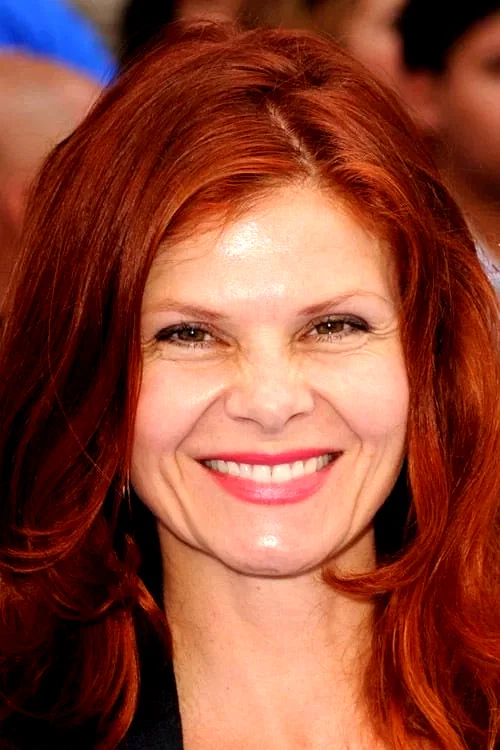 Lolita Davidovich