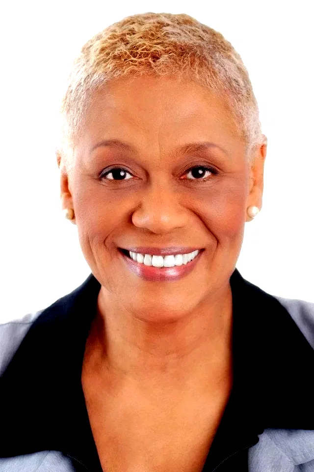  Veronica Redd