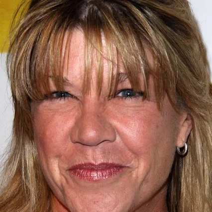  Stephanie Hodge