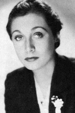  Aline MacMahon
