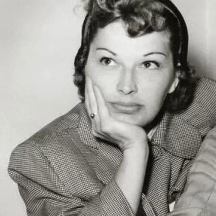  Eleanor Keaton