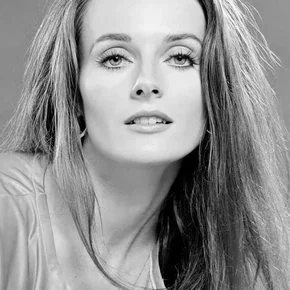 Photo star : Celeste Yarnall