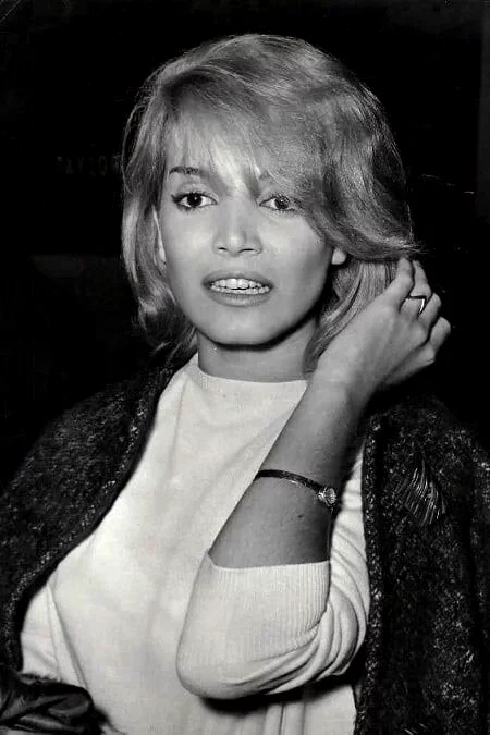 Mercedes Alonso