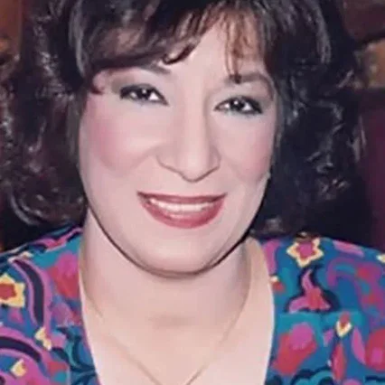  Sanaa Younis