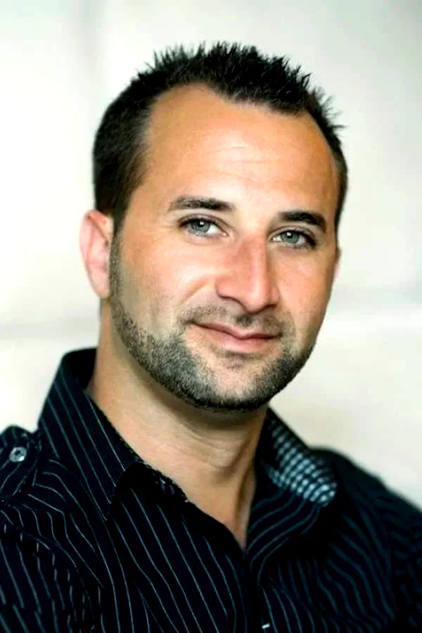  Edan Gross
