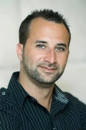  Edan Gross