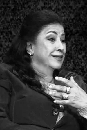  Nawal Zaater photo