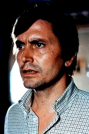 Giulio Brogi