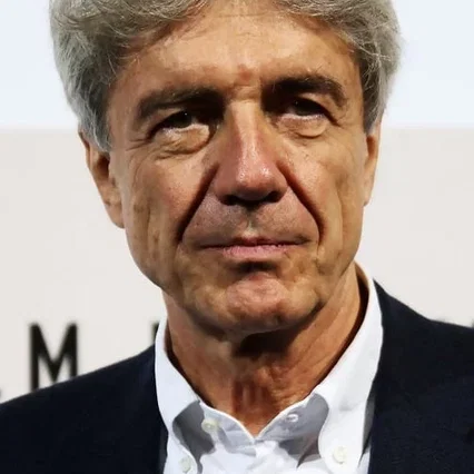  Giacomo Battiato